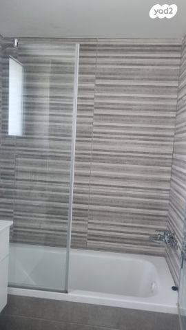 גג/ פנטהאוז, החשמונאים, גרין ועם, חולון