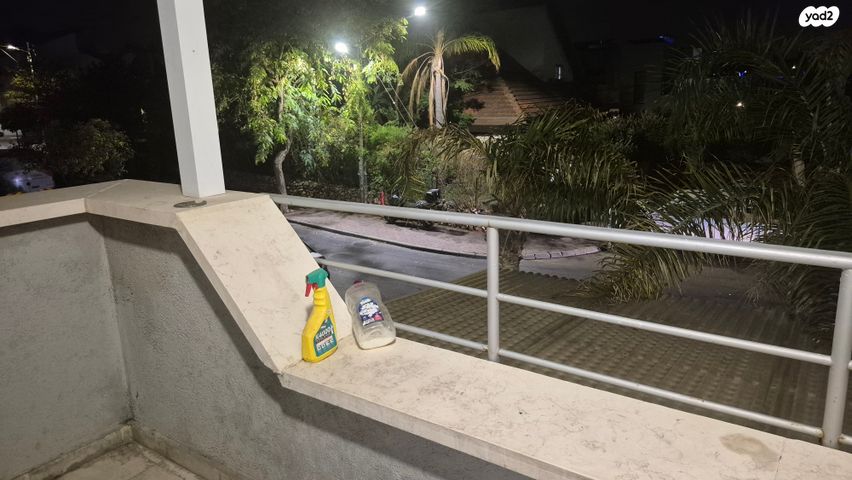 נווה אילן - אזרחי