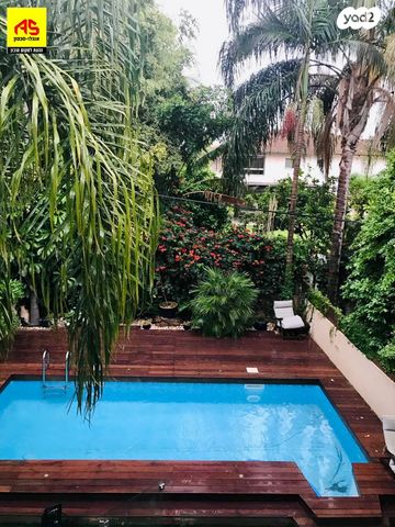 בית פרטי/ קוטג', רעננה