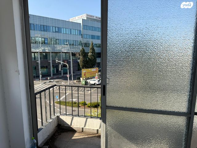 דירה, שדרות הנשיא 135, מרכז הכרמל, חיפה