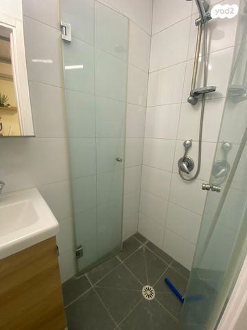 דירה, דרך השלום 42, תל חנן, נשר