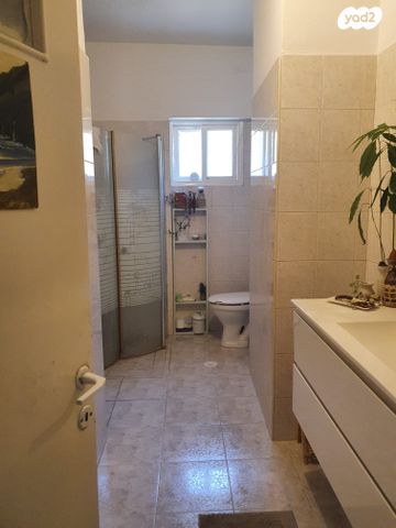 גג/ פנטהאוז, הרב קוק 42, הרצליה