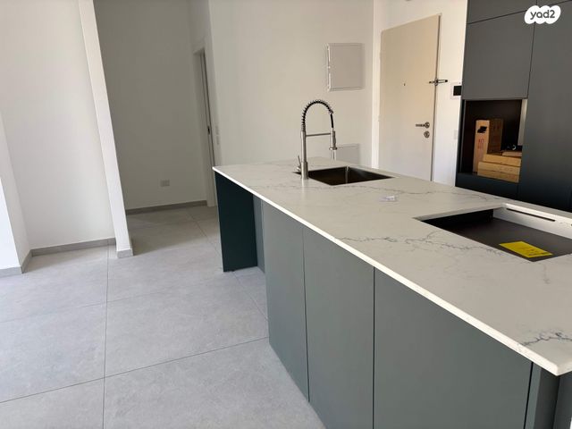 דירה, בלוך, תל אביב יפו