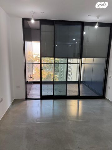 דירה, תוצרת הארץ 5, תל אביב יפו