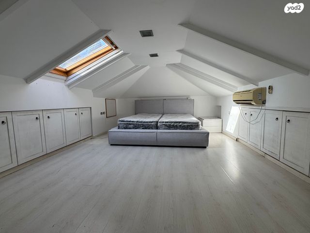 בית פרטי/ קוטג', שיכון פועלים א', הוד השרון