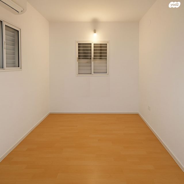 דירת גן, מורדי הגטאות 10, יד אליהו, תל אביב יפו