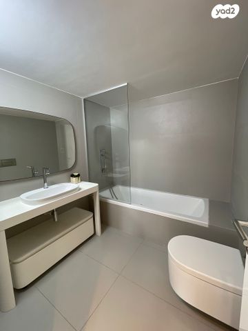 גג/ פנטהאוז, נמל יפו 12, עג'מי, גבעת העליה, תל אביב יפו