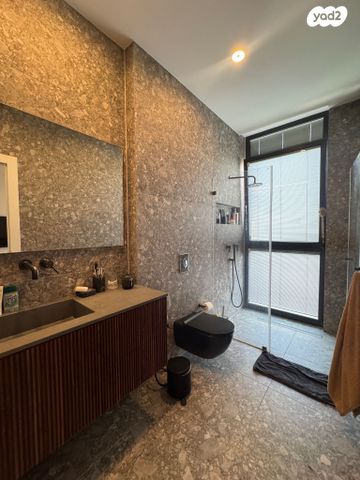 דירה, ש"י עגנון 28, כוכב הצפון, תל אביב יפו