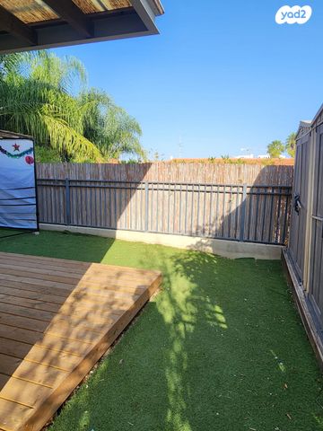 דירת גן, שמואל הנגיד, פרדס חנה כרכור