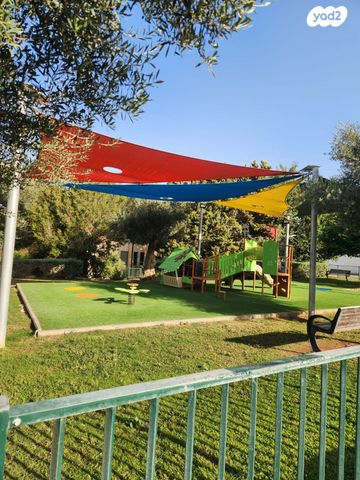 דירת גן, שמואל הנגיד, פרדס חנה כרכור