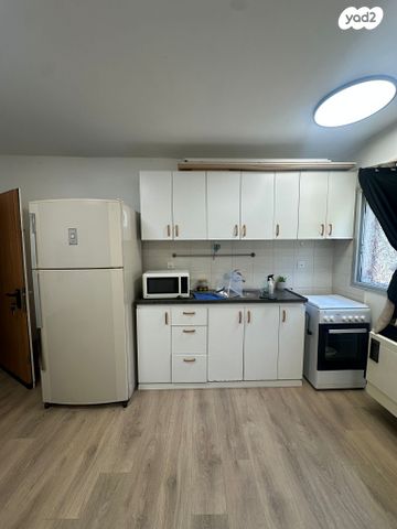 קרן היסוד 31