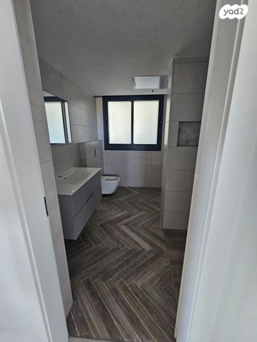 דירה, קרית אתא