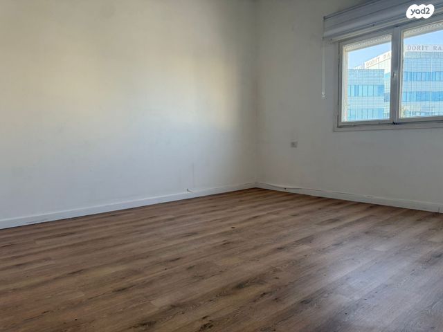 דירה, שדרות הנשיא 135, מרכז הכרמל, חיפה