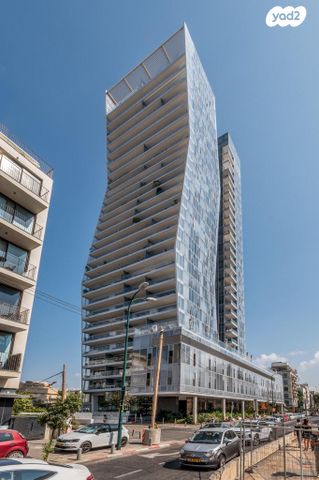 ארלוזורוב 17