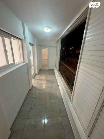 דירה, שדרות יוספטל, גבעה א', שביט, קרית אתא