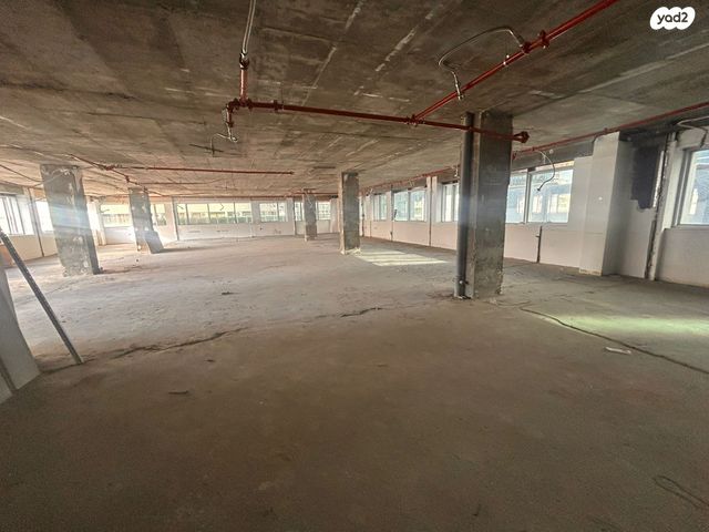 משרדים, דרך זאב ז'בוטינסקי 155, נחלת גנים, רמת גן