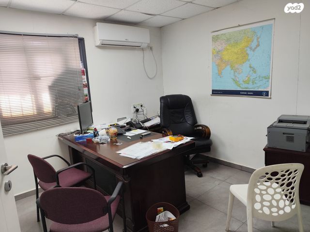 משרדים, ארגמן, טירת יהודה