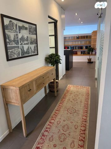 משרדים, דרך מנחם בגין 128, מונטיפיורי, הרכבת, תל אביב יפו