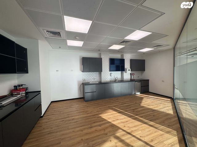 משרדים, אריאל שרון 4, סיטי, גבעתיים