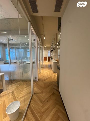 משרדים, דרך מנחם בגין 14, בורסה, רמת גן