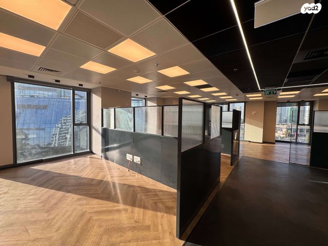 משרדים, אריאל שרון 4, סיטי, גבעתיים