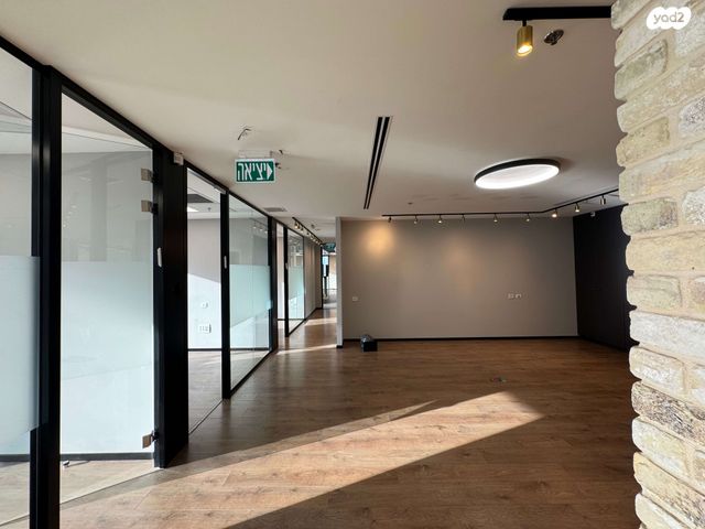 משרדים, אריאל שרון 4, סיטי, גבעתיים