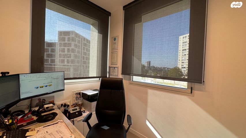 משרדים, דם המכבים 36, שאר העיר, מודיעין מכבים רעות