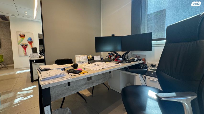 משרדים, דם המכבים 36, שאר העיר, מודיעין מכבים רעות