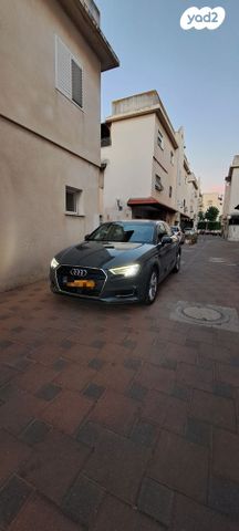 מודעת רכב אאודי A3