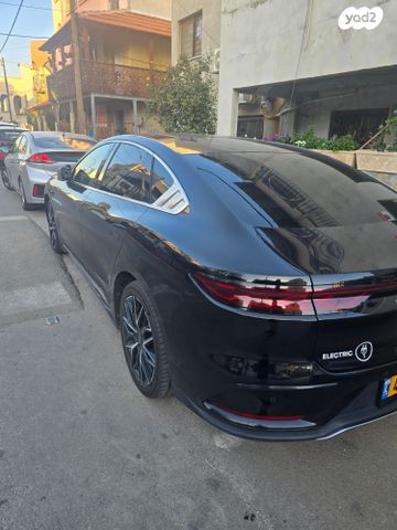 מודעת רכב בי.ווי.די האן