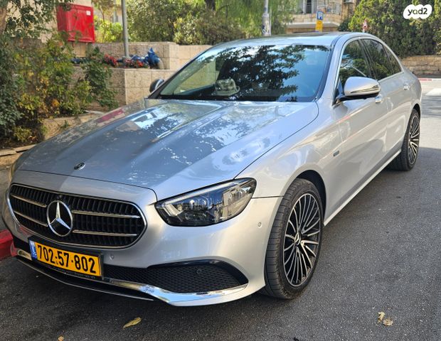 מודעת רכב מרצדס-בנץ E-class