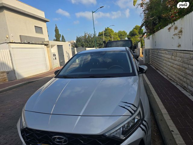 מודעת רכב יונדאי i20
