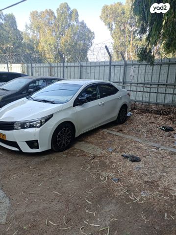 מודעת רכב טויוטה קורולה