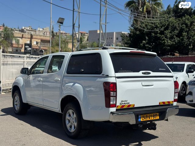 איסוזו די-מקס