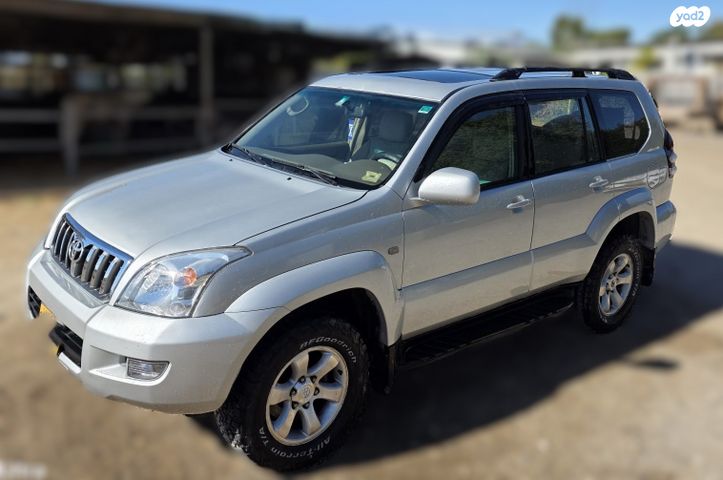 טויוטה לנד קרוזר