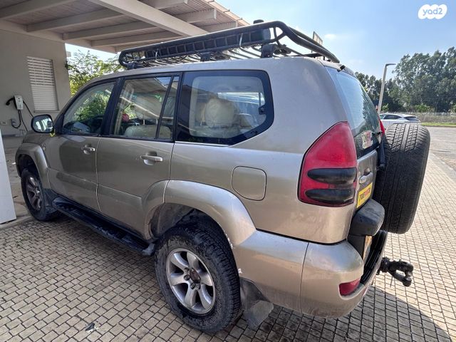 מודעת רכב טויוטה לנד קרוזר