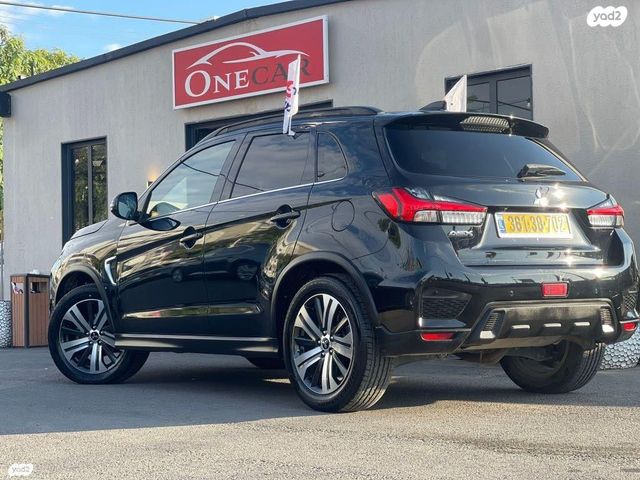 מודעת רכב מיצובישי ASX 1