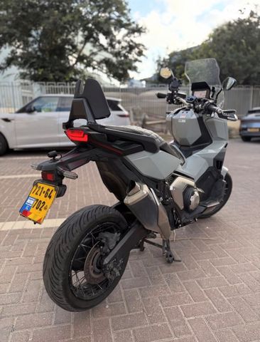 הונדה X-ADV750