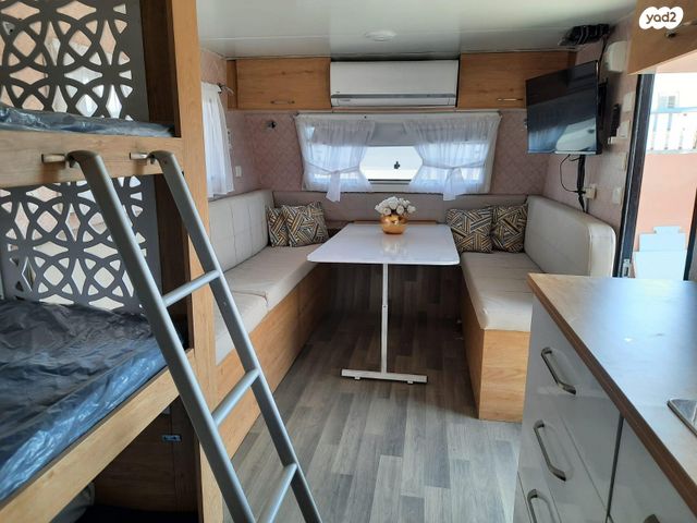 מודעת רכב נגרר (קראוון נגרר)