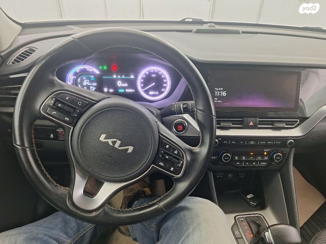 קיה נירו פלוס