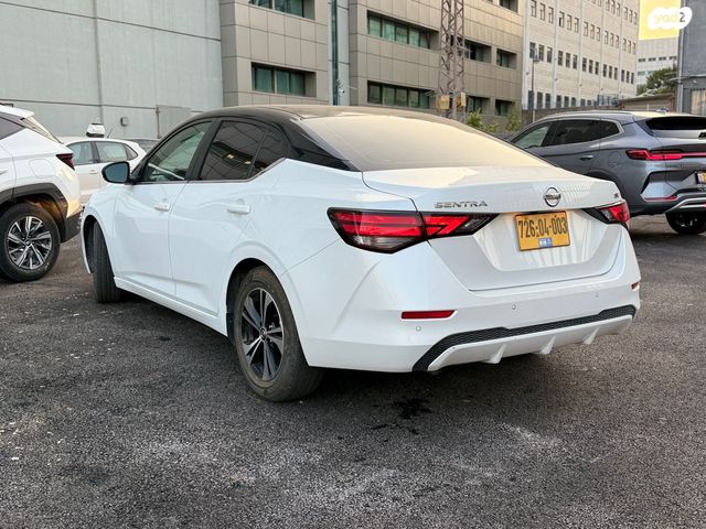 ניסאן סנטרה