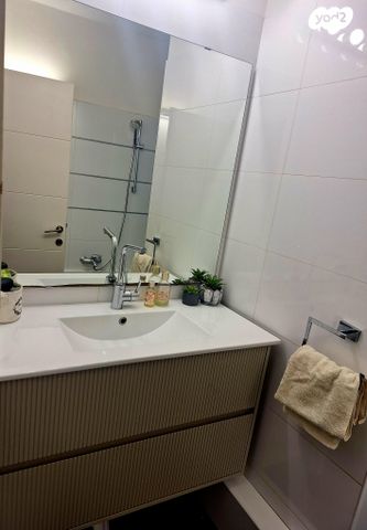 דירה, הקישון 8, רמז, מערב ותיק, ראשון לציון