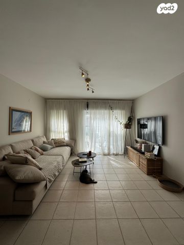 שדרות רוטשילד 15