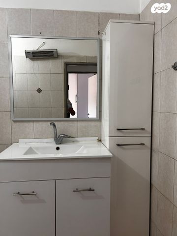 דירה, סעדיה מרדכי 11, בן גוריון, רמלה