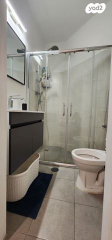 דירה, בזלת 1, גבעת הסלעים, ראש העין