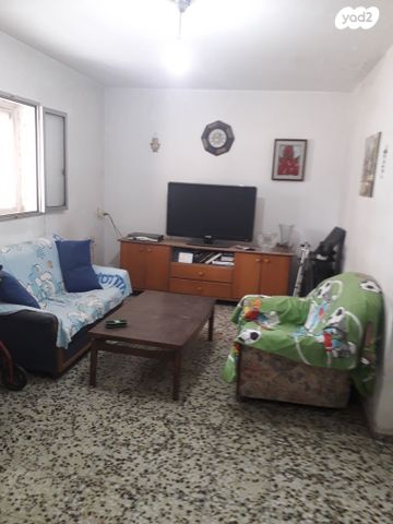 גיורא יוספטל 43