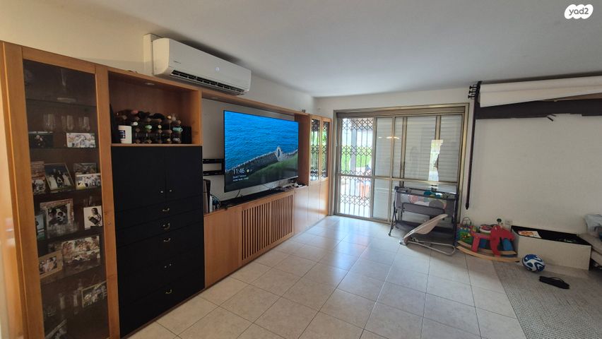 בית פרטי/ קוטג', חנניה 6, נאות יהודית ונווה ארזים, חולון