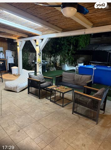 בית פרטי/ קוטג', השקד 12, עין התכלת, נתניה