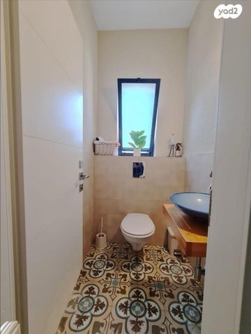 דו משפחתי, הירמוך 39, גבעת יערה, יקנעם עילית