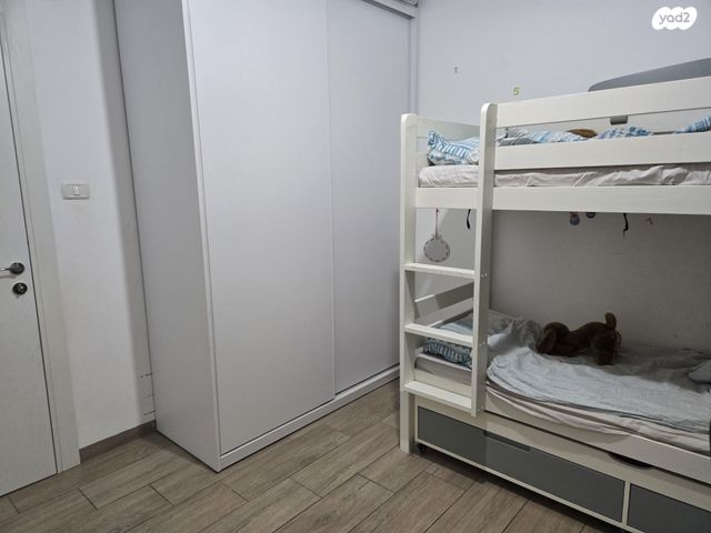 דו משפחתי, הרב ישראלי 1, דולב, דולב